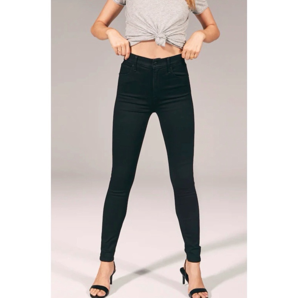 A&F High Rise Super Skinny Jeans (New Condition)